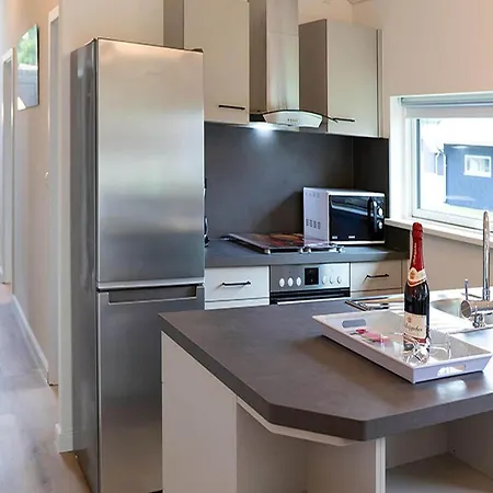 Mit Whirlpool Und Sauna In باد بيفينسون