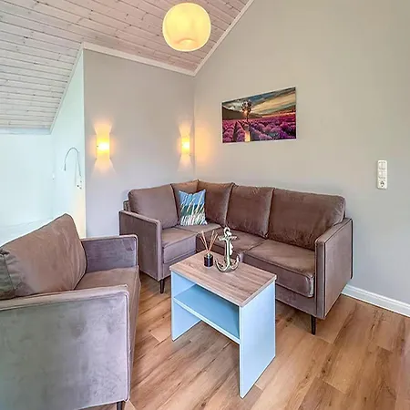 Mit Whirlpool Und Sauna In
