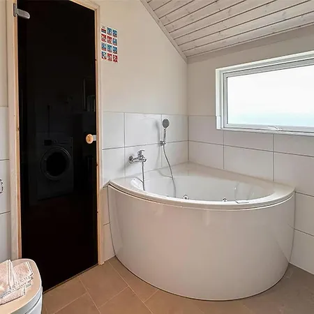 Nyaraló Mit Whirlpool Und Sauna In